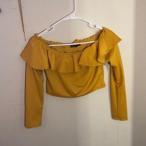 Long sleeve Crop top with ruffle